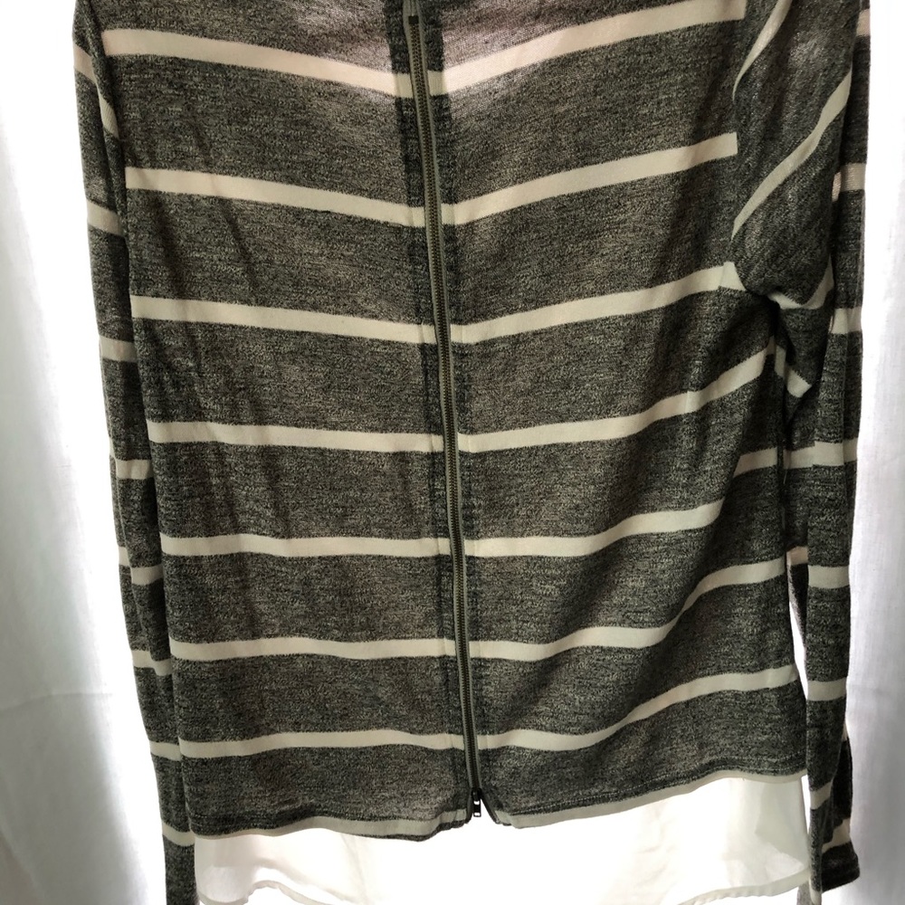 Shirt - Picture 6 of 8